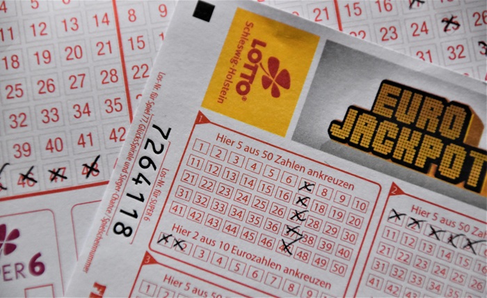 82 Lottery